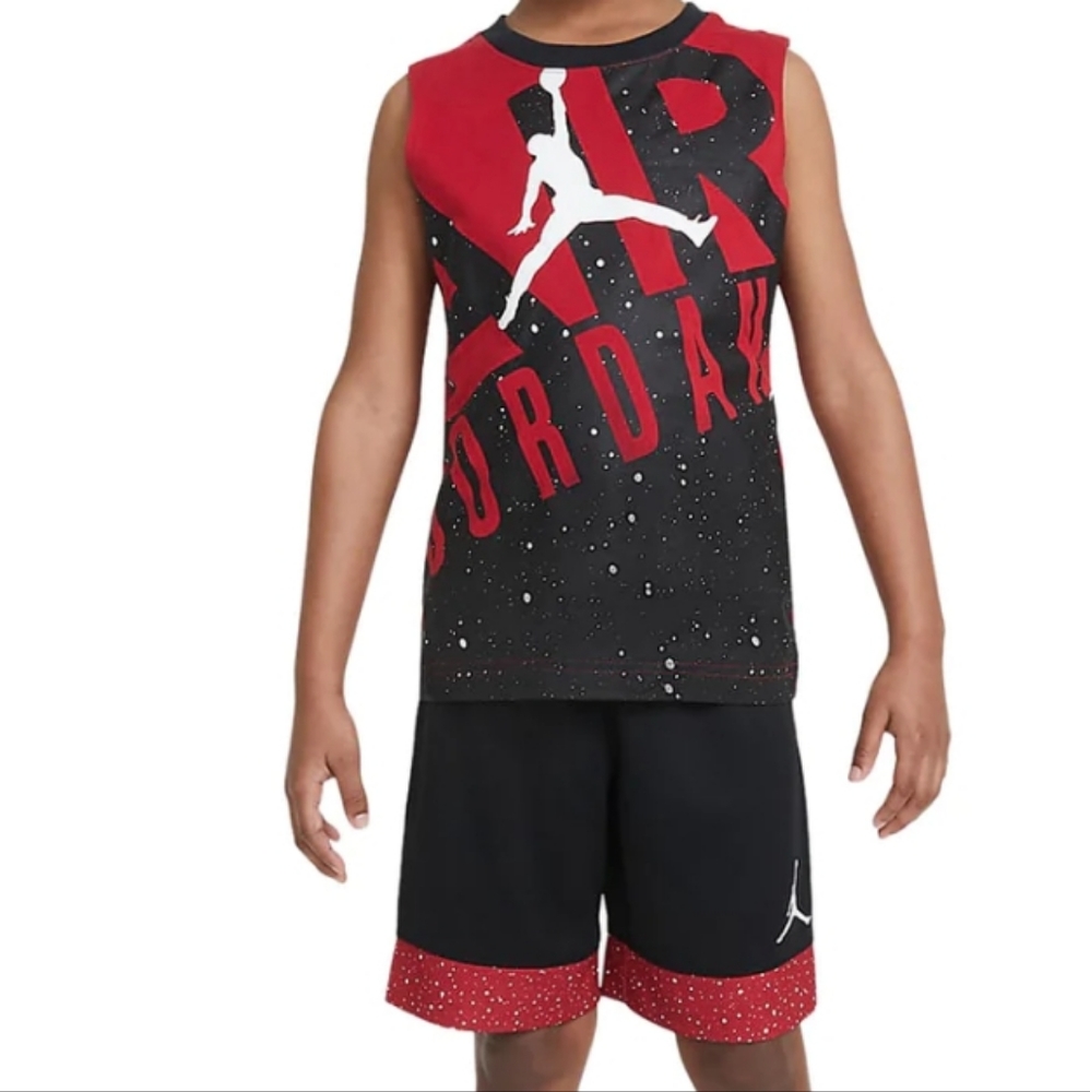 NWT Boys Air Jordan 2pcs Outfit